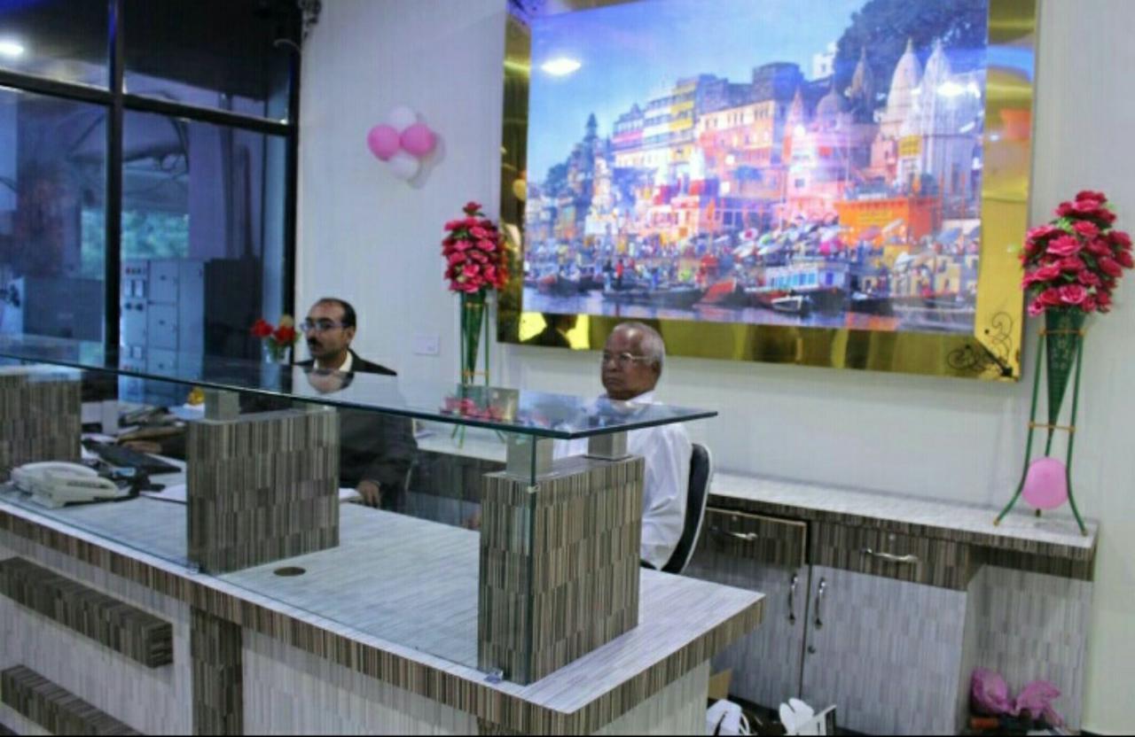Ganga Palace Hotel Ujjain Esterno foto